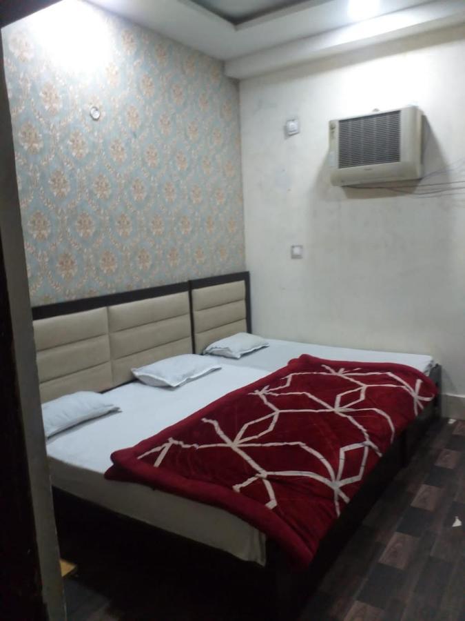 Abhiraj Guest House Mathura Exterior foto